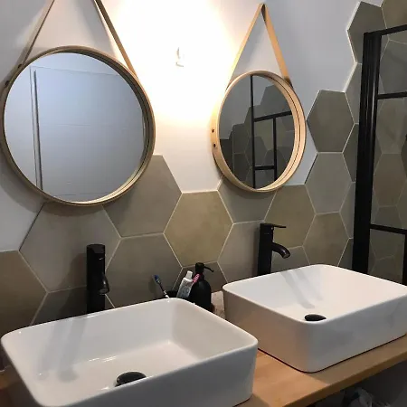 Maison Mitoyenne Apartmán *